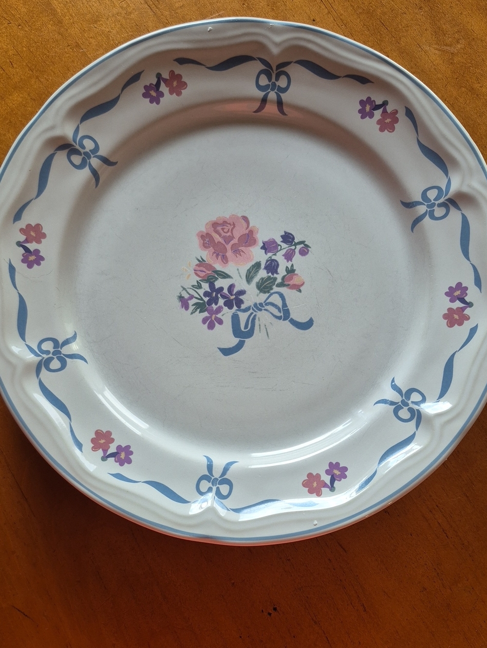 Vintage Newcor Victoria Floral Ribbon Dinner Plate - Set of 3
